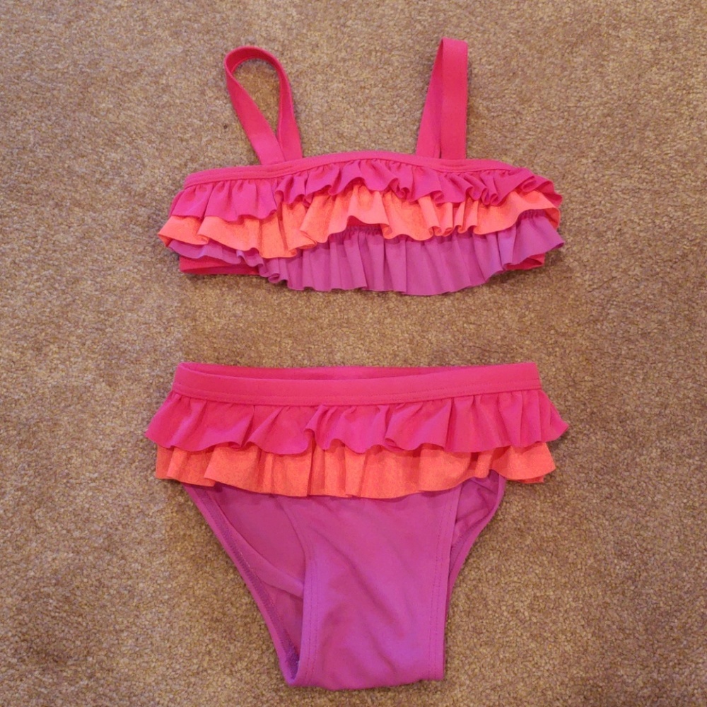 Girl's ruffle bikini size 4T